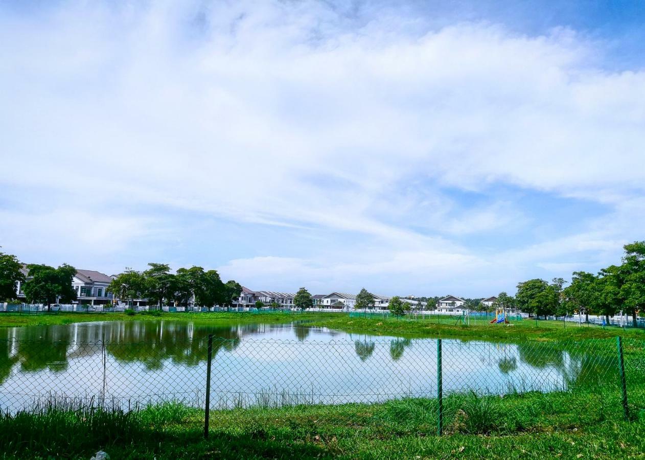 Relaxing Homestay @ Kepala Batas Кепала Батас Экстерьер фото